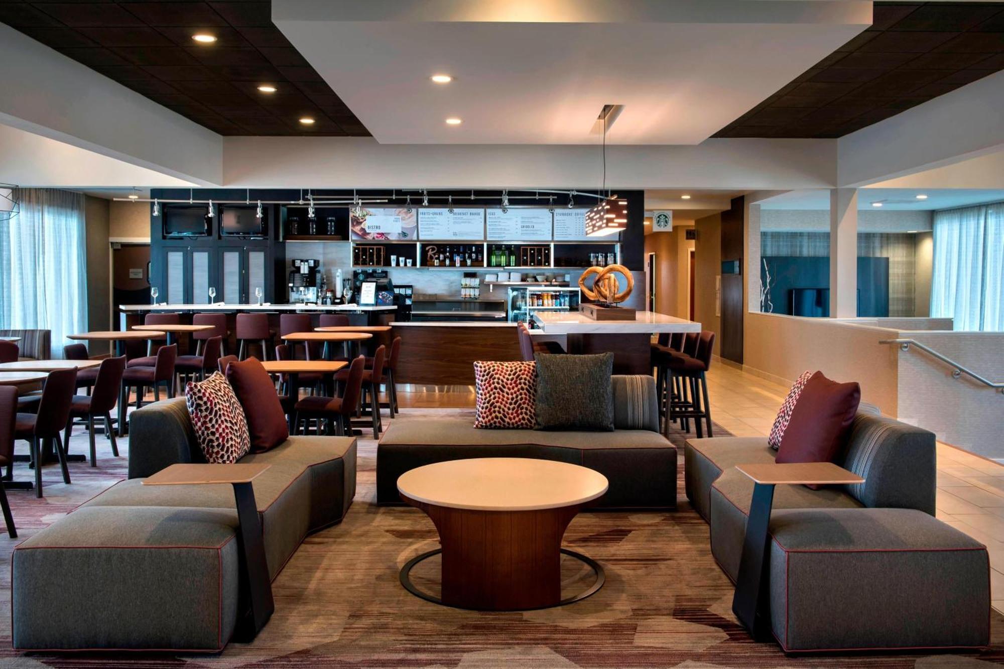 Courtyard By Marriott Poughkeepsie Exterior foto